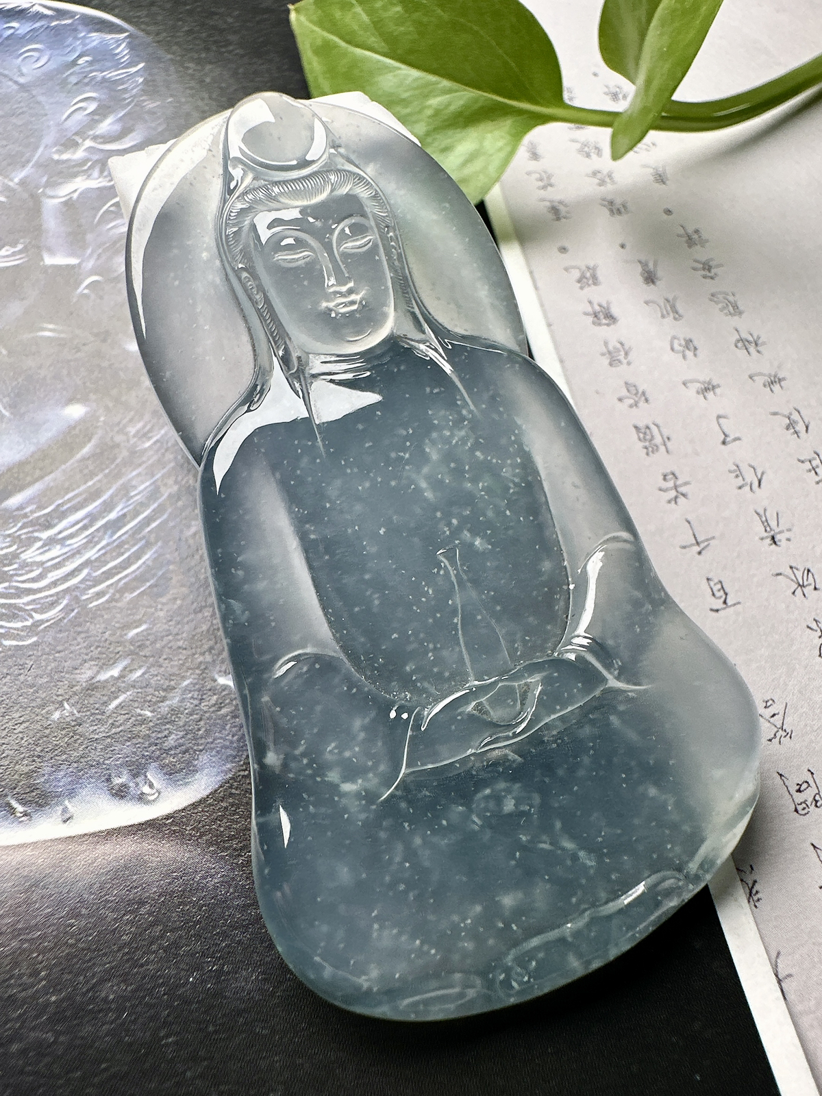 【冰种素衣观音】老料雪花棉，质地细腻，通透度上佳，冰感十足，适合佩戴