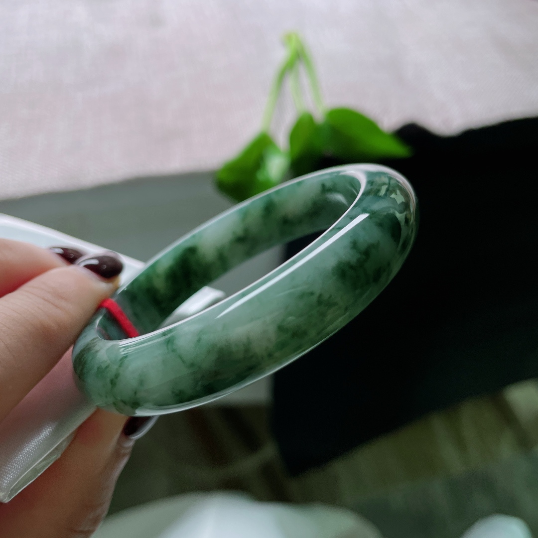 53.6/12.4/7.6飘花正圈，水润，沉稳贵气，典雅，无裂，ss51331a