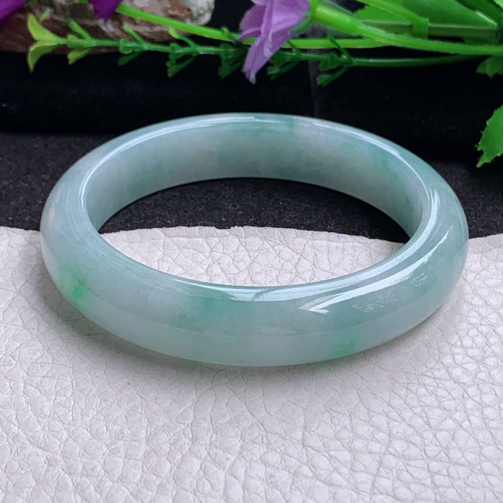 ee实拍58*12.6*8.5平安镯 天然缅甸翡翠手镯蓝底飘绿胶感正圈玉镯子