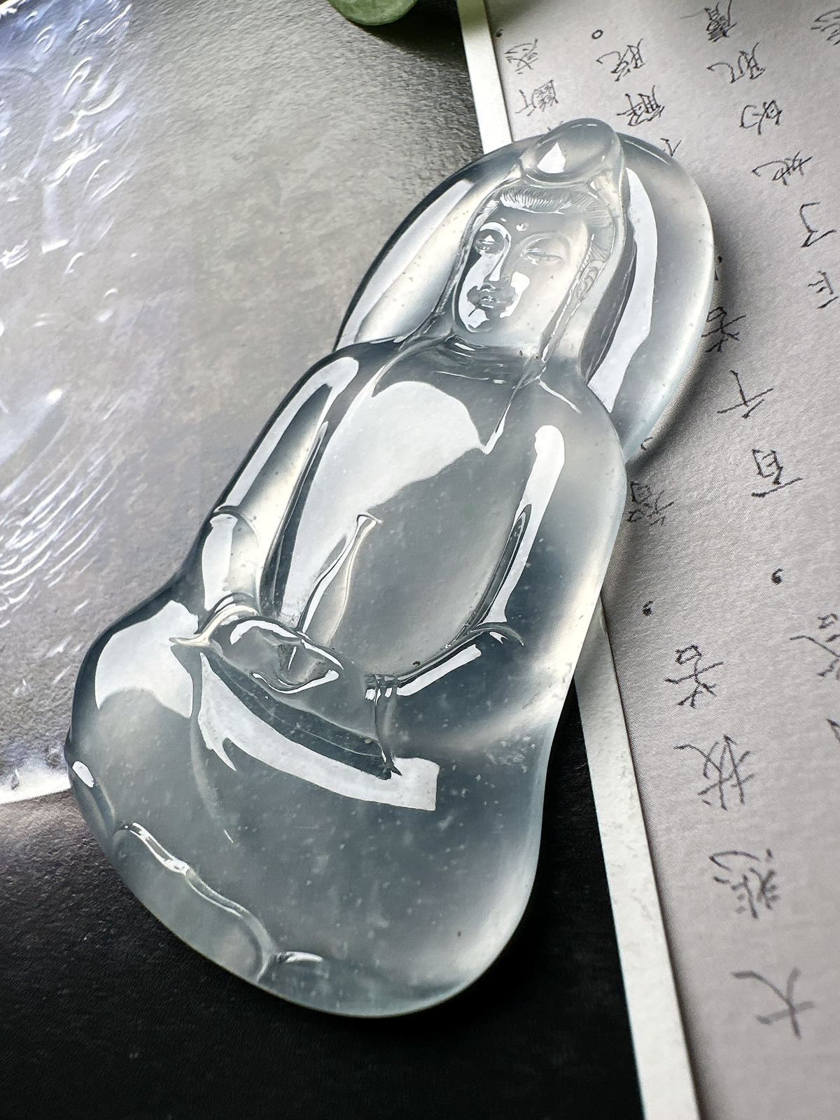 【冰种素衣观音】老料雪花棉，质地细腻，通透度上佳，冰感十足，适合佩戴