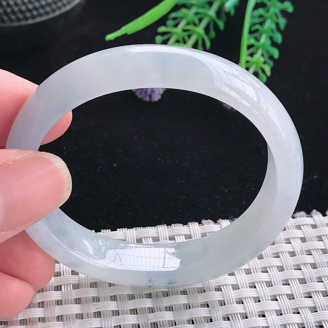 实拍A货翡翠51/44.5/13/7老坑冰润飘花贵妃手镯翡翠玉镯平安镯