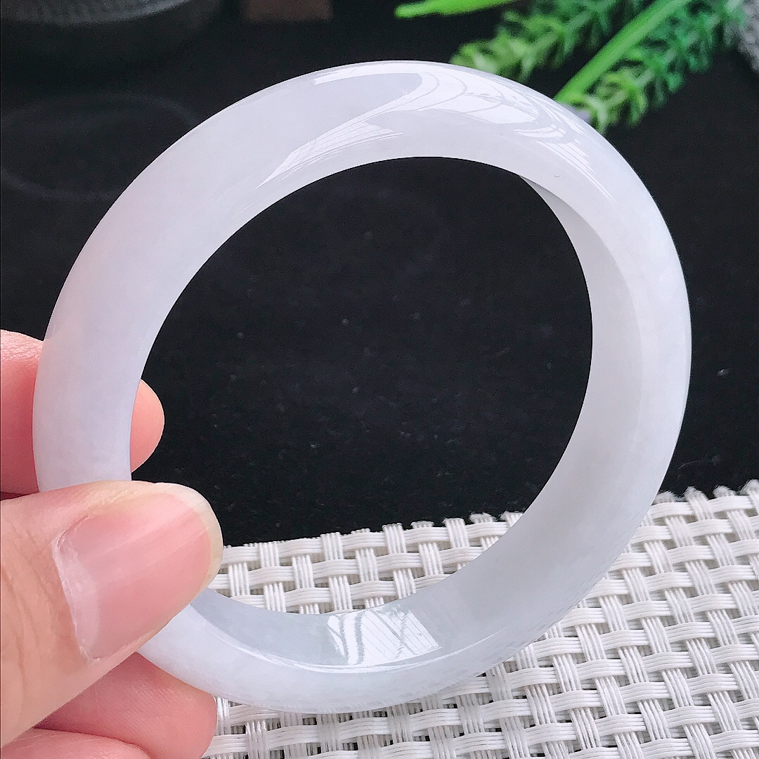 实拍A货翡翠57.5/13.5/8.6老坑冰润水灵月光白手镯翡翠宽边玉镯平安镯