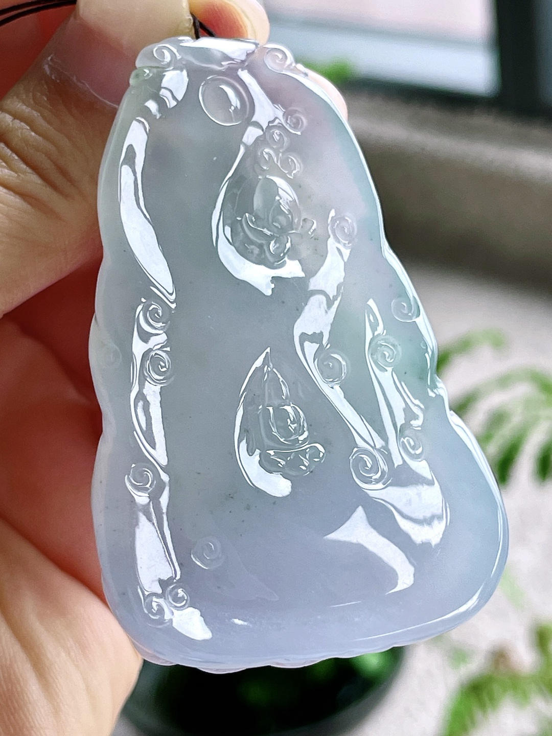 冰种紫底观音牌吊坠，缅甸，无裂，性比高，67-41.3-12.8，57克