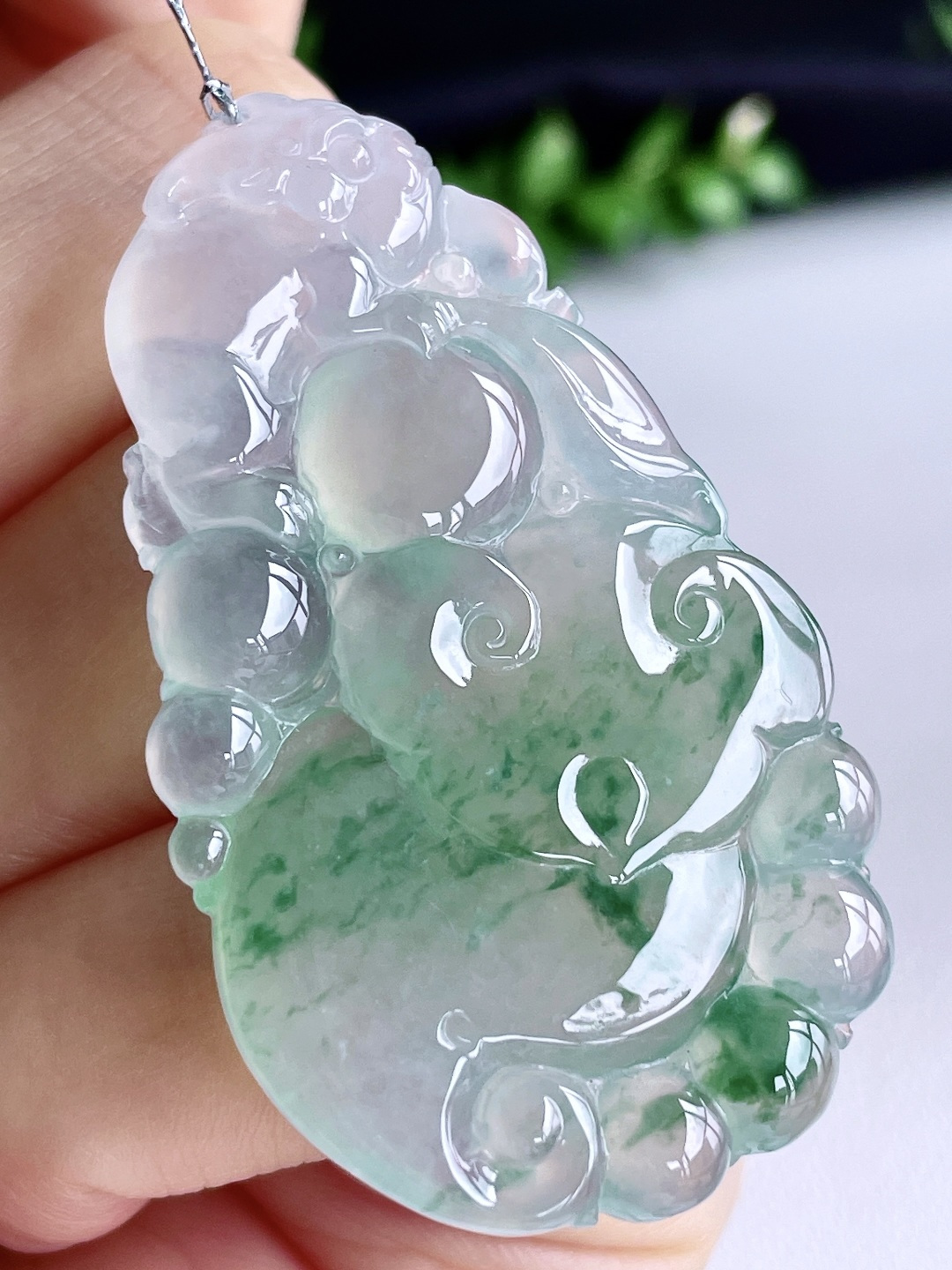 【裸石】冰飘花貔貅如意吊坠【说明】缅甸 无裂 性比高  【尺寸】51.6-30.6-5.7【重量】18克