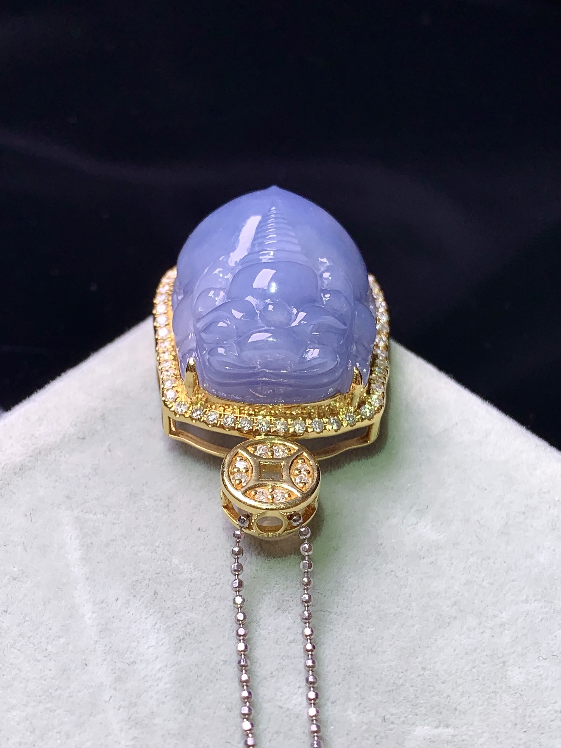 18k金钻镶嵌紫罗兰貔貅吊坠 玉质细腻 色泽艳丽清新 水润亮眼 整体尺寸33.5*20.5*13.8z1