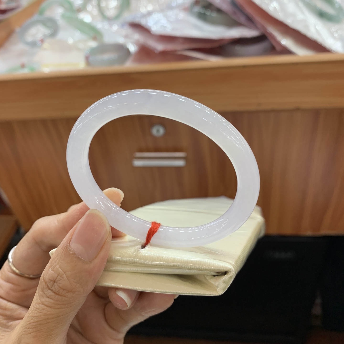 042005FN 白冰贵妃翡翠手镯 54-47-7.8-7.3