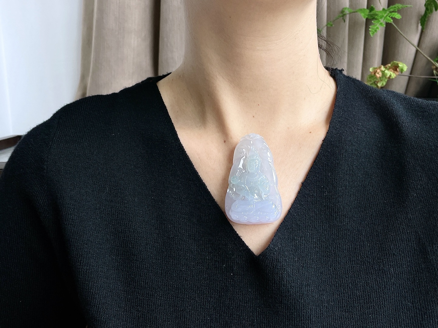 冰种紫底观音牌吊坠，缅甸，无裂，性比高，67-41.3-12.8，57克