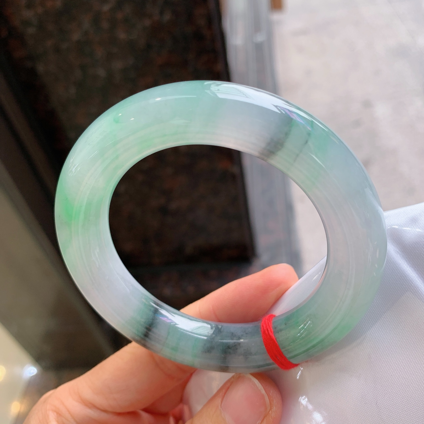 圆条冰种飘花，无裂，尺寸：55.4/13.3/13.2，版型好