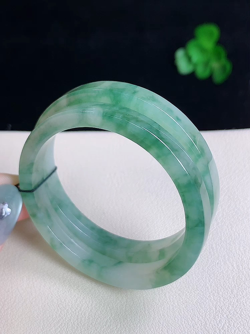 飘花甜甜圈，无裂，尺寸46.7/5.5，46.6/5.1，№:y191230