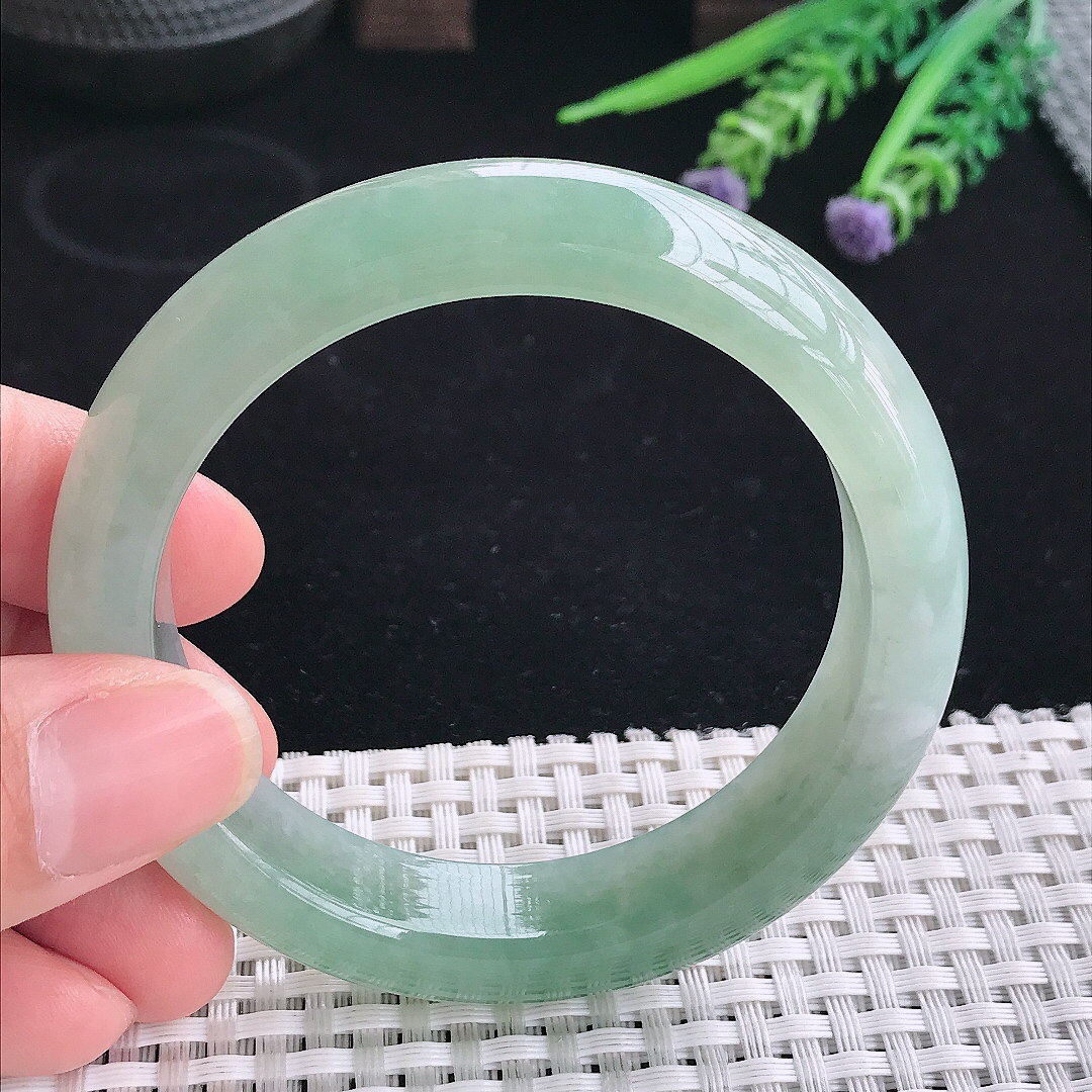 实拍A货翡翠56/13.5/9老坑冰胶冰晴绿手镯翡翠宽边玉镯平安镯