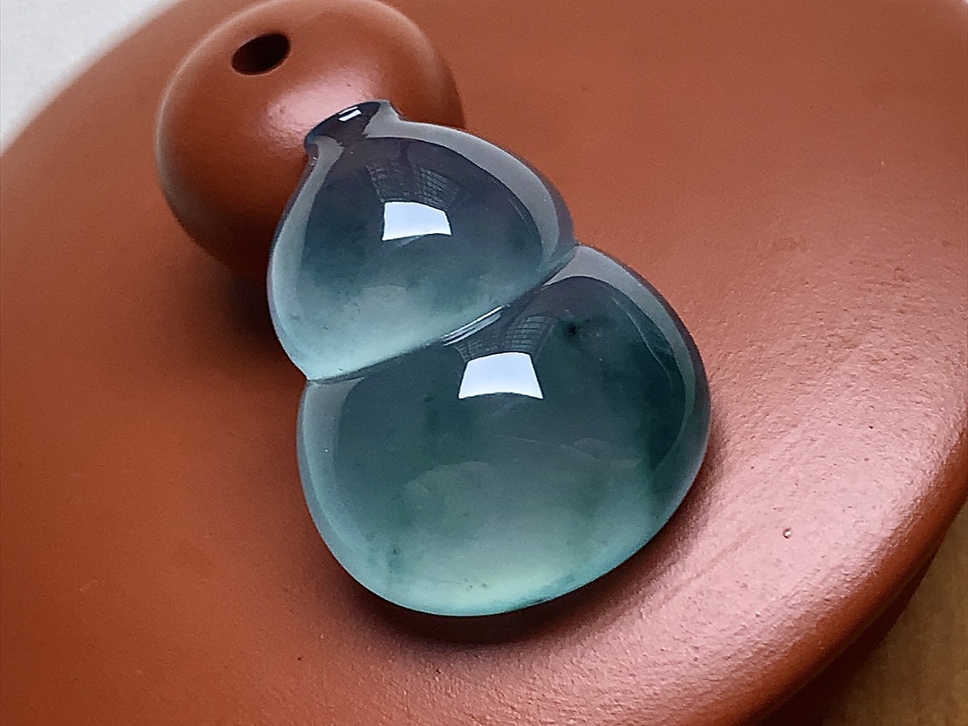 ️ 冰种飘花葫芦 飘花色泽漂亮，种水，无裂尺寸20*15.8*7.7 超值