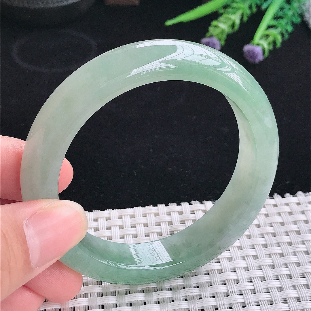实拍A货翡翠56/13.5/9老坑冰胶冰晴绿手镯翡翠宽边玉镯平安镯