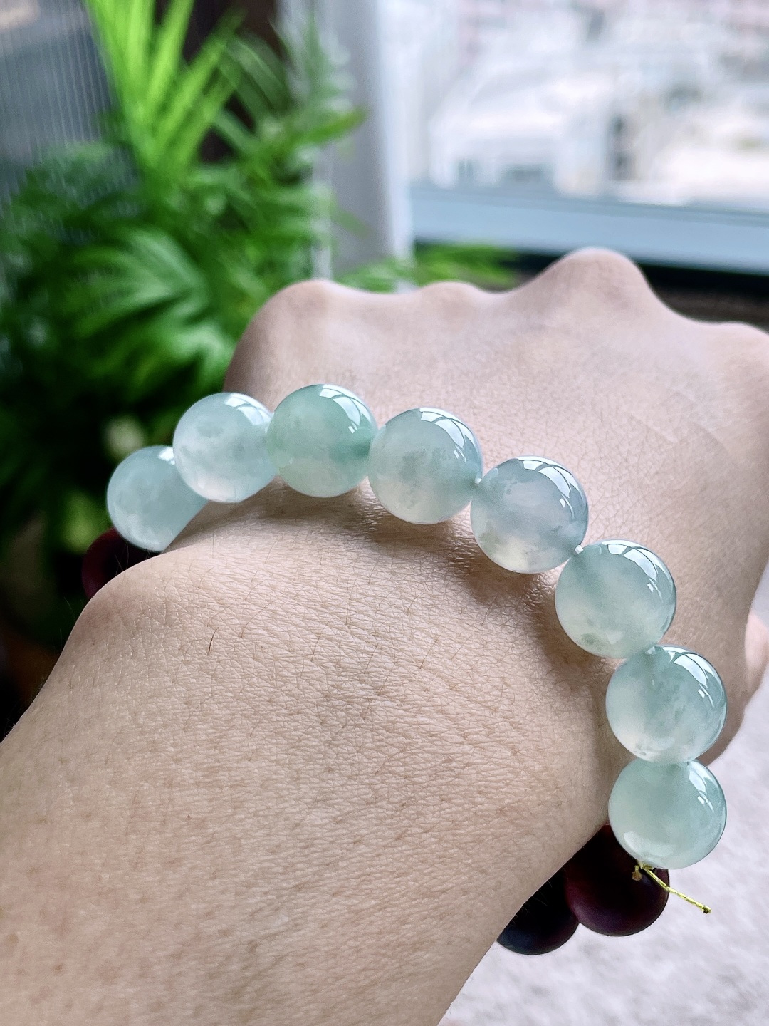 【珠子】冰晴水手串圆珠珠子檀木手串【说明】缅甸 性比高  【尺寸】12.5mm【重量】34.8克