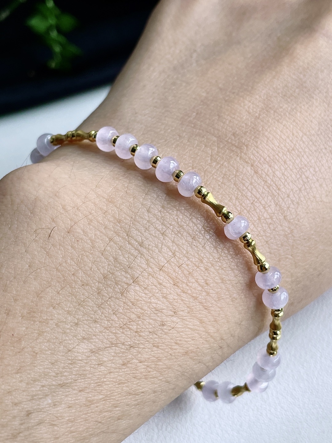 【珠子】冰紫底手串圆珠算盘珠手串【说明】缅甸 性比高  【尺寸】4.8-3mm【重量】3.6克