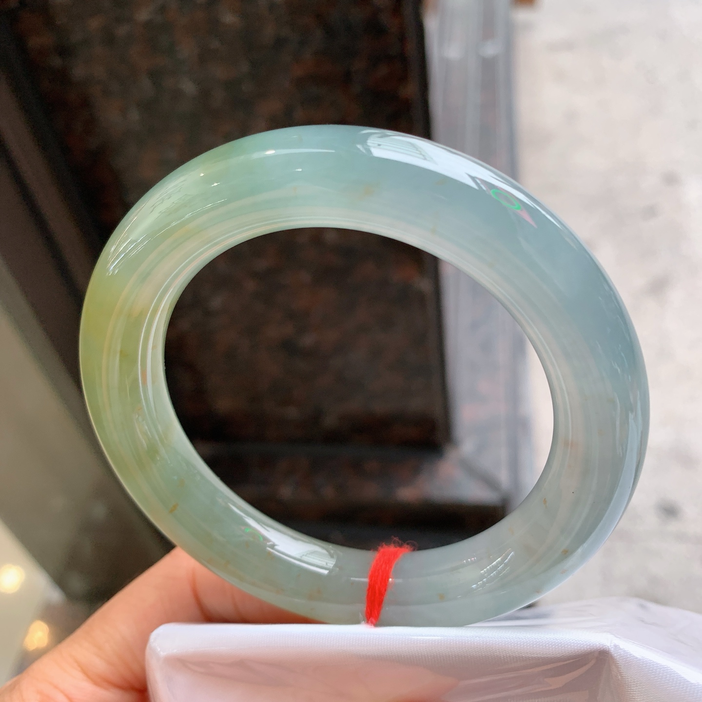 圆条冰黄翡 无裂 尺寸：60/12.8/12.4 大圈口