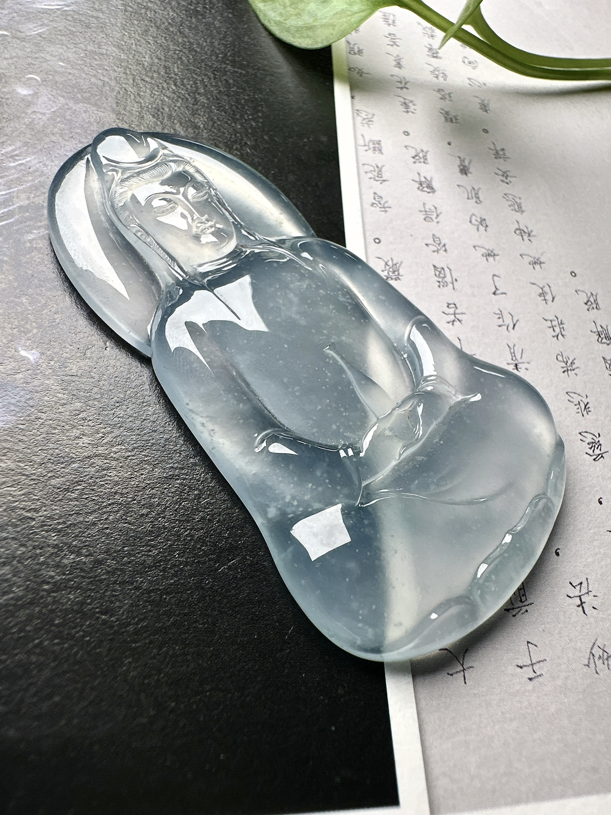 【冰种素衣观音】老料雪花棉，质地细腻，通透度上佳，冰感十足，适合佩戴