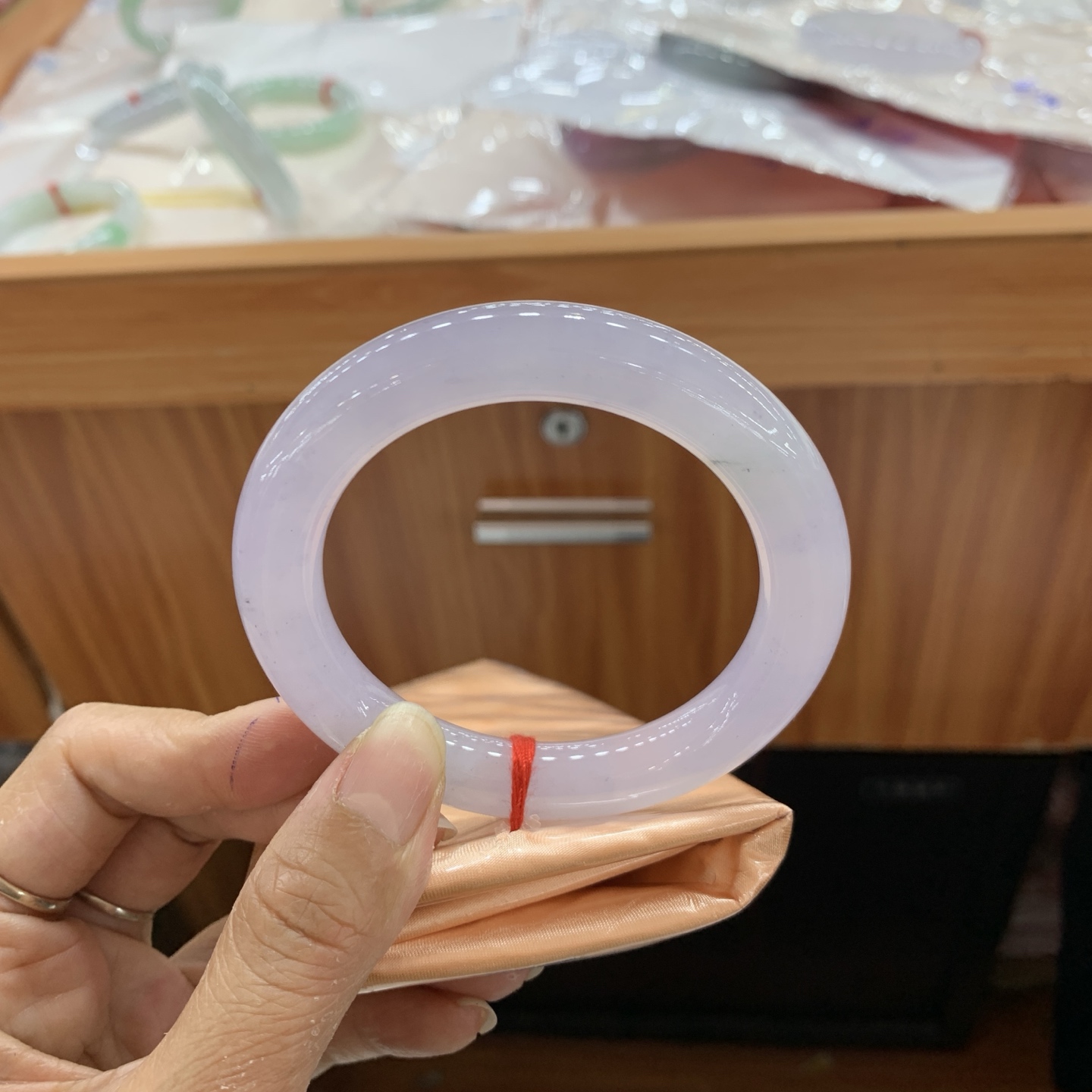 042035H冰种紫罗兰圆条翡翠手镯56.8-10.6-11.1ss50182a