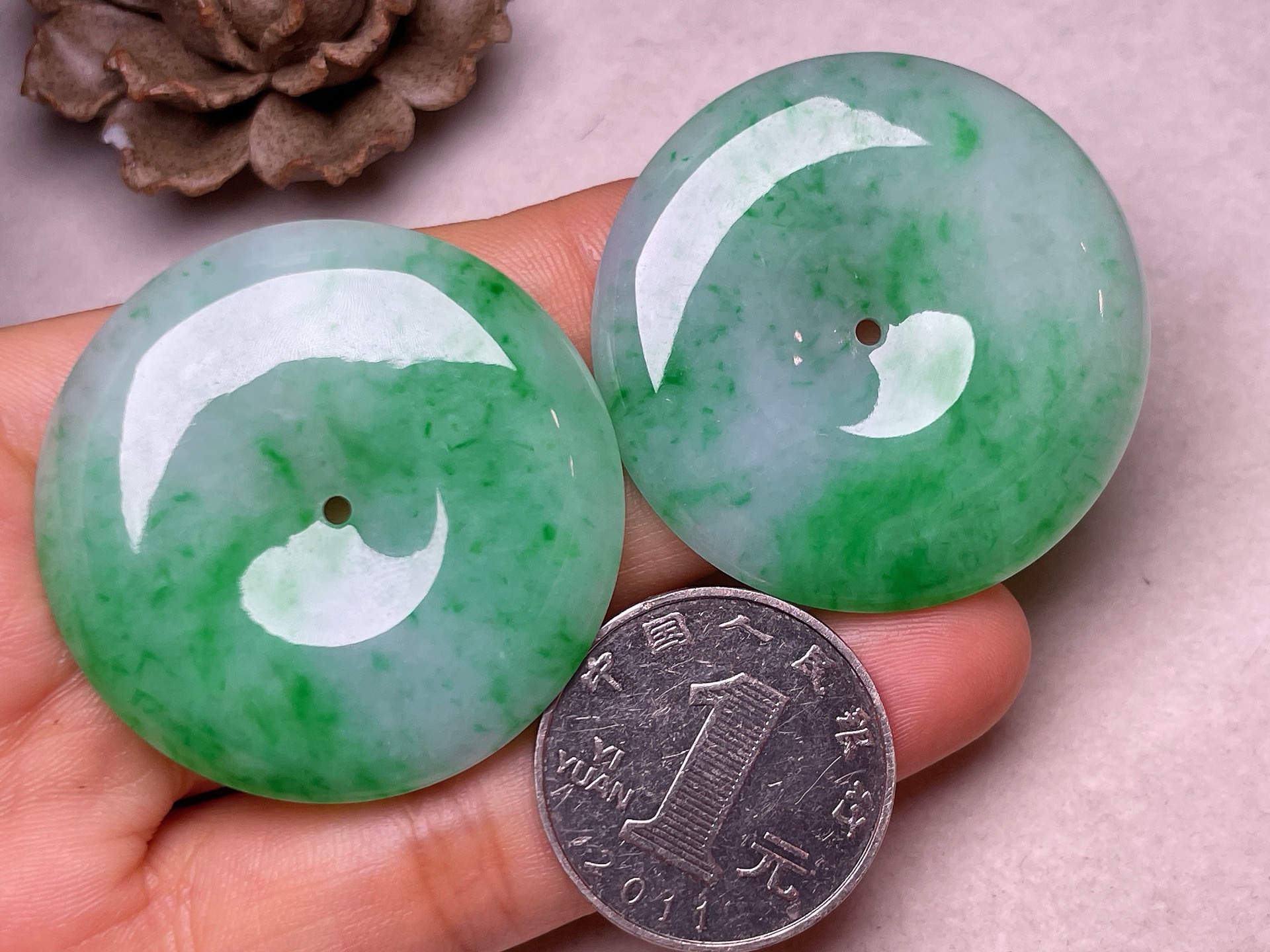 平安扣，冰糯种满色无裂一手货源尺寸39.3/5.9