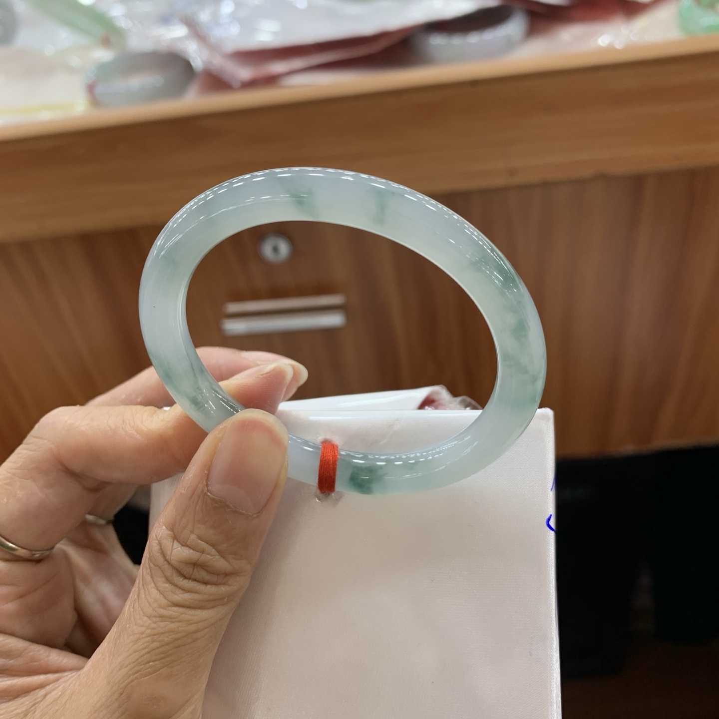 042009FN飘花贵妃翡翠手镯53.2-46.5-7.6