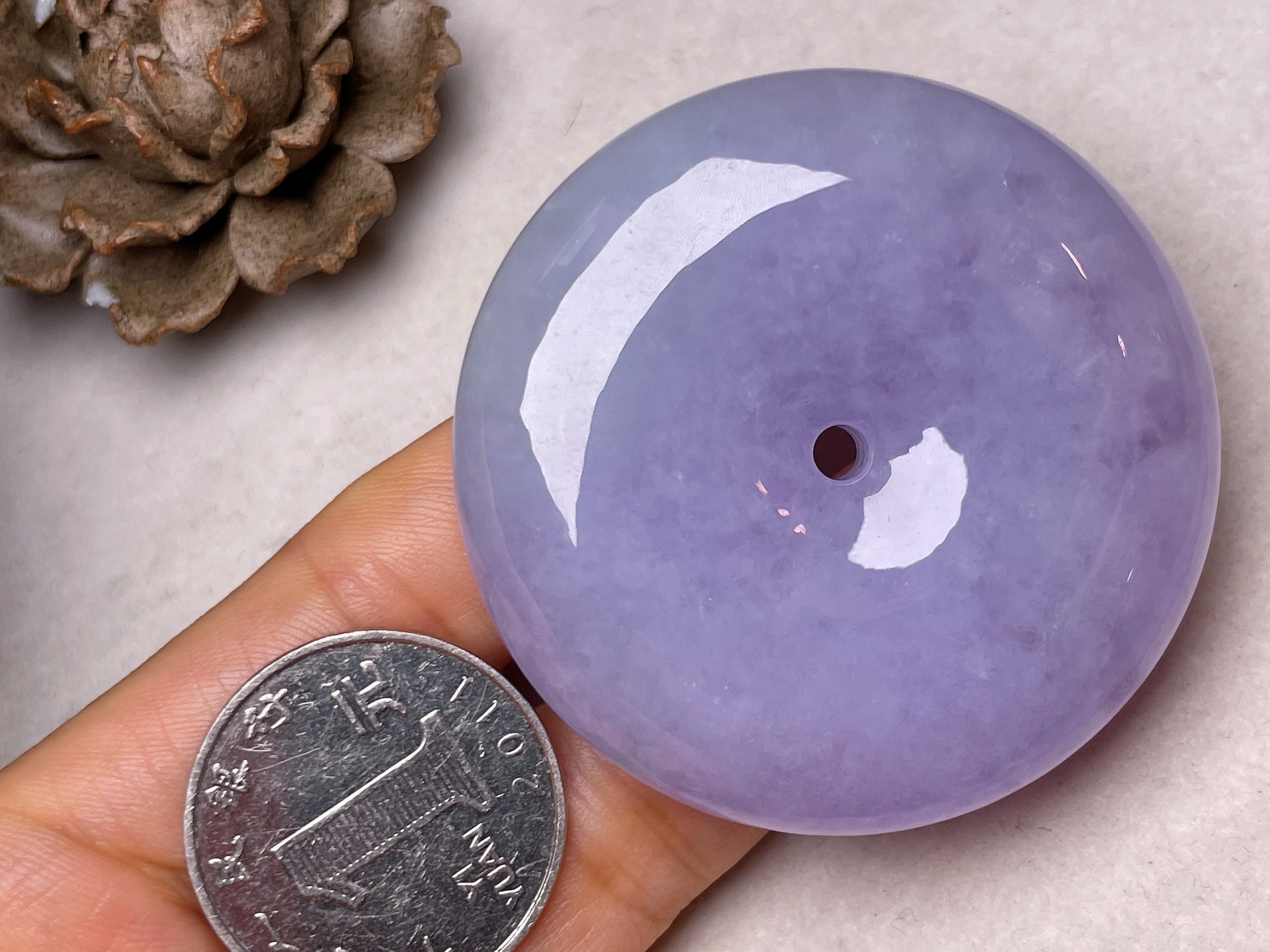 大平安扣，冰糯种满紫，无裂，一手货源，裸石尺寸50/12.6