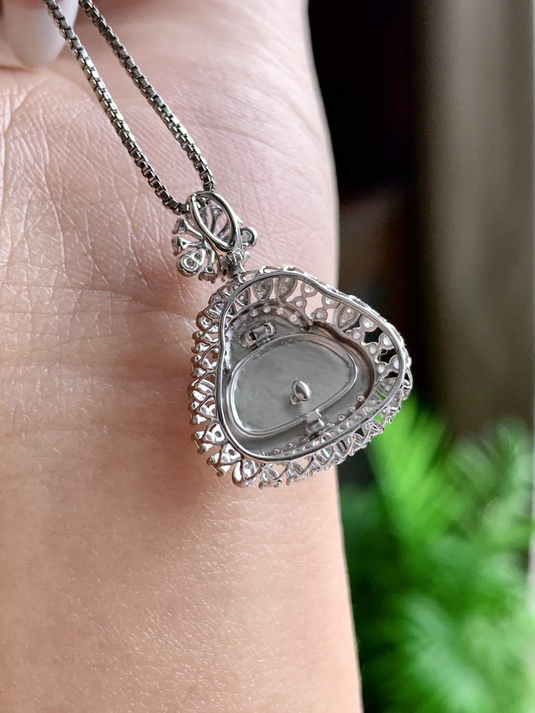 【镶嵌】🫧玻璃种佛公吊坠  【说明】缅甸 18k金镶嵌 无裂 性比高  【整体】22.8-17.7-8.5 【裸石】9.3-12.2-3 【重量】2.6克 【】不议