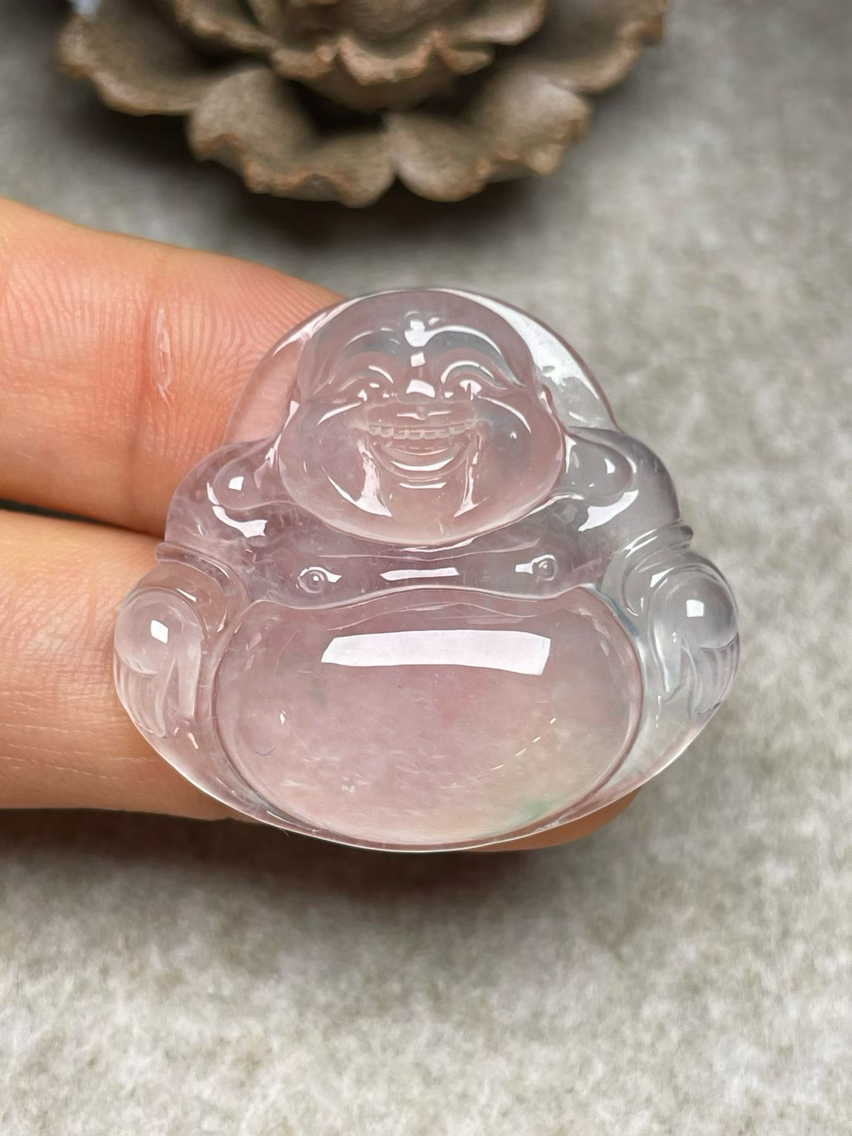 冰种飘绿【佛公】吊坠，种水好，玉质细腻 ，卖相好‘