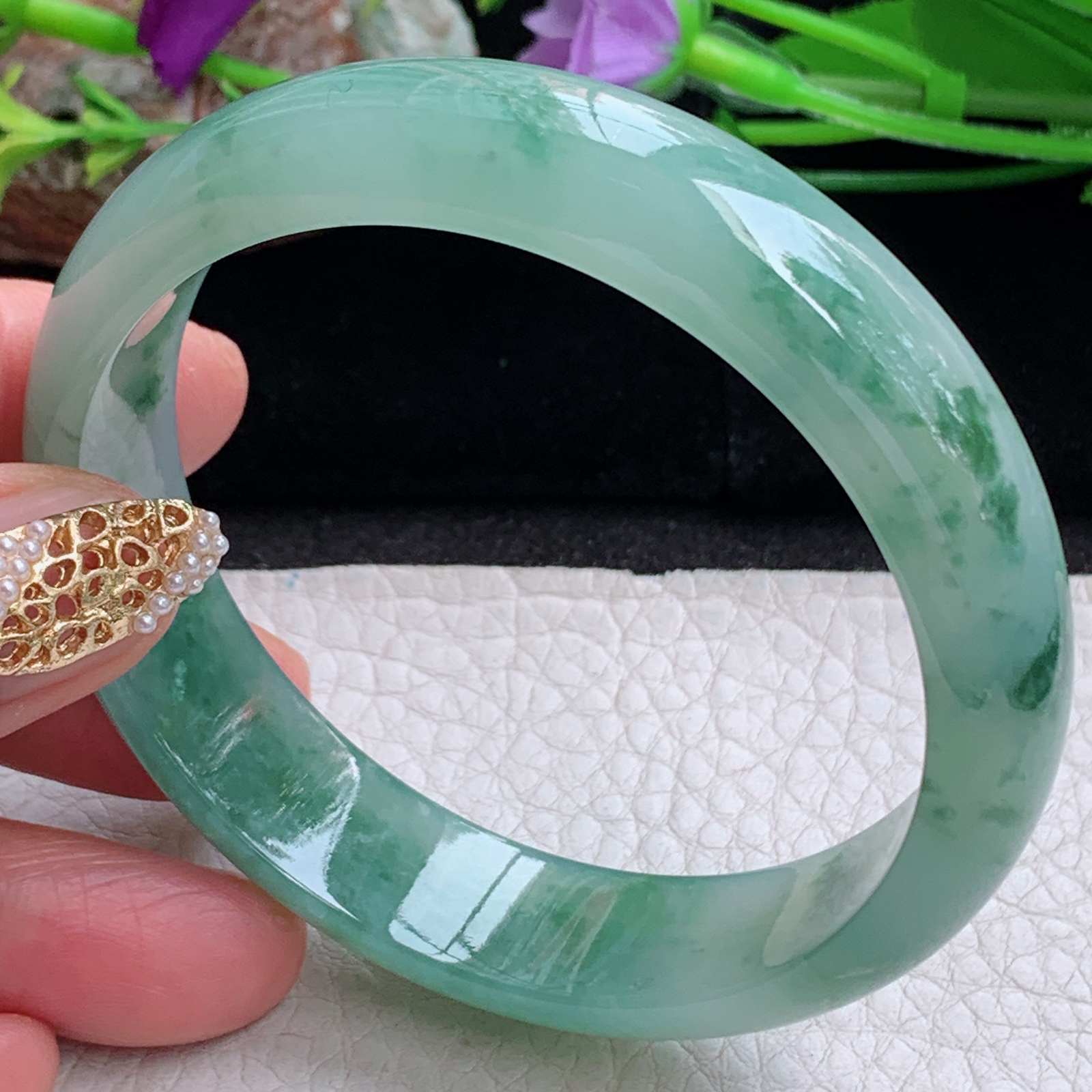 js实拍58*14.3*7平安镯 天然缅甸翡翠a货手镯冰飘花正圈玉镯子