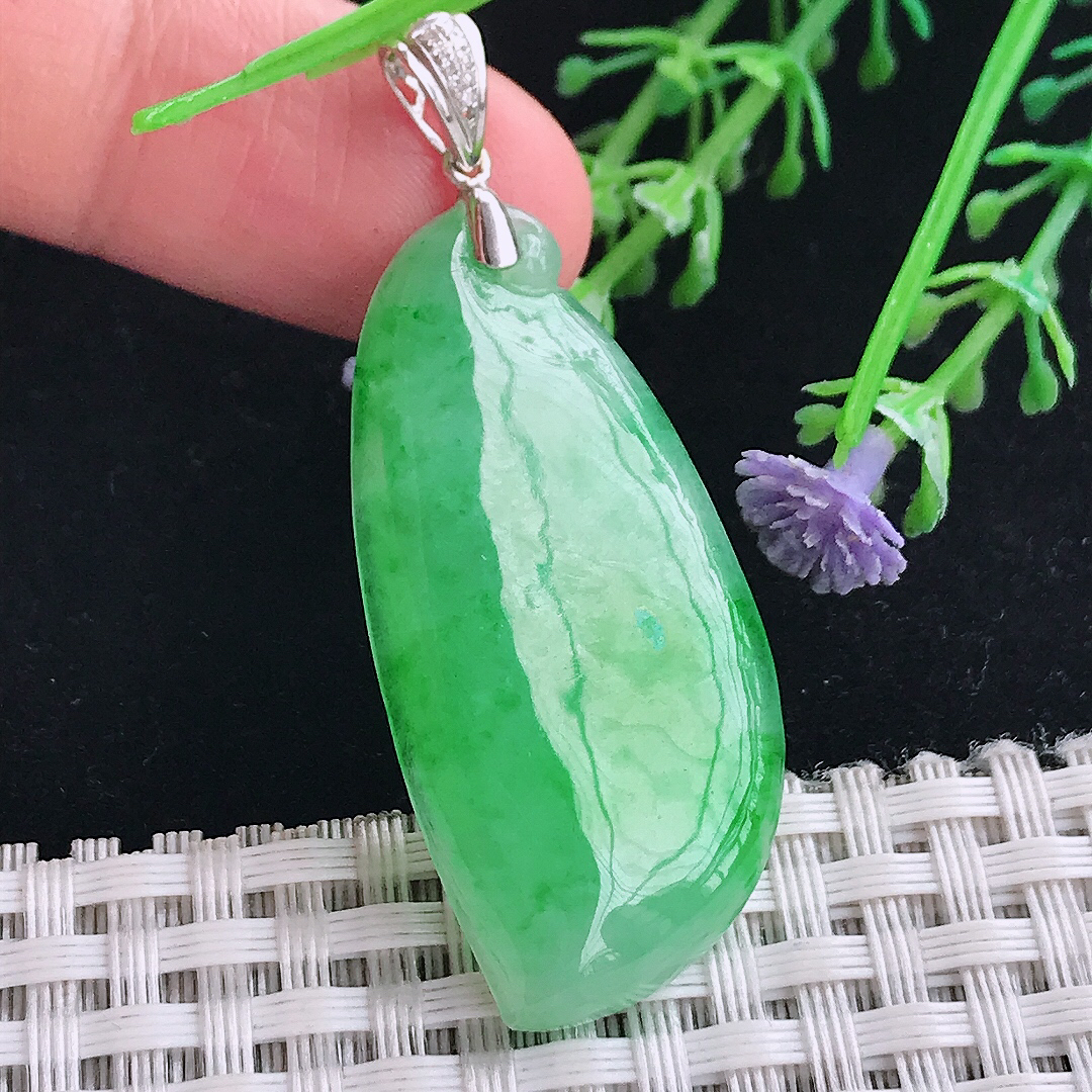 自然光41.2/19.5/5老坑18k金镶嵌满绿辣阳绿福瓜吊坠翡翠玉坠挂件