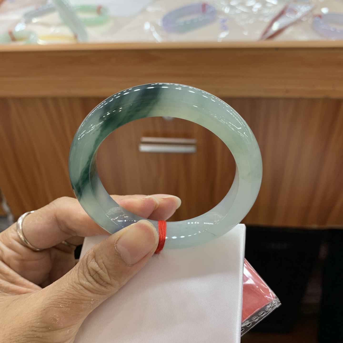 042037GX冰飘花正圈翡翠手镯52.8-11.2-9.3