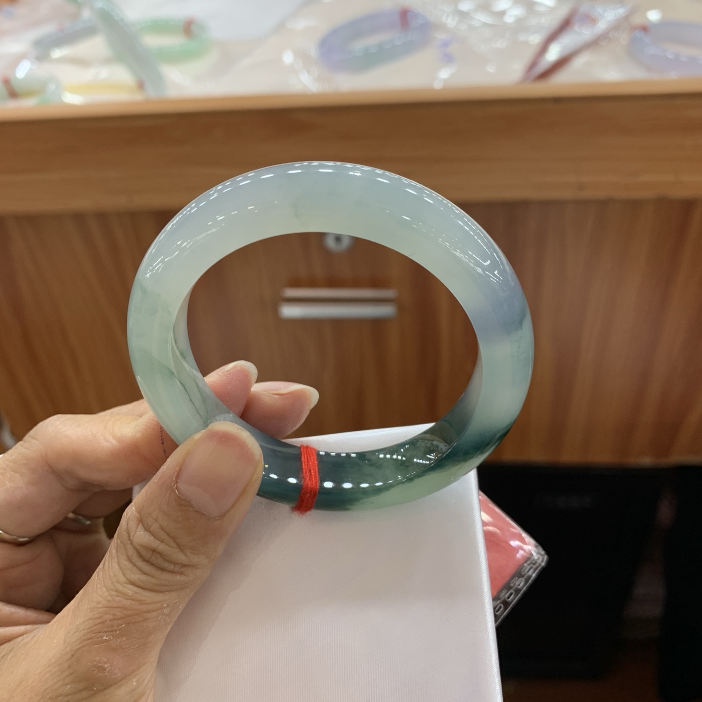 042037GX冰飘花正圈翡翠手镯52.8-11.2-9.3