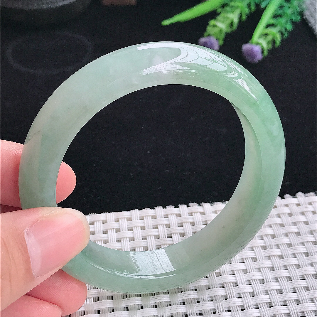 实拍A货翡翠56/13.5/9老坑冰胶冰晴绿手镯翡翠宽边玉镯平安镯