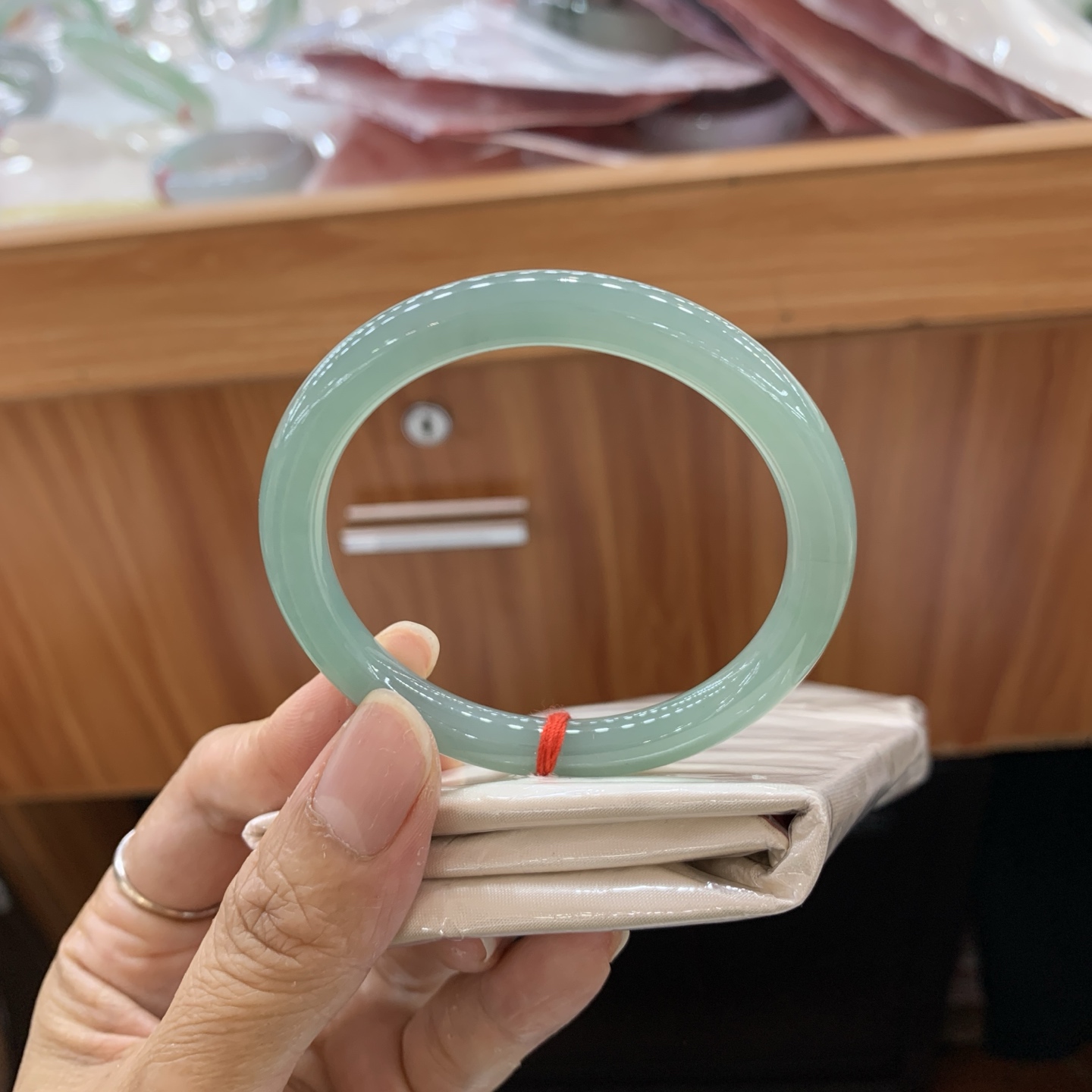 042003FN蓝水小圆条翡翠手镯52-7.3-7.1