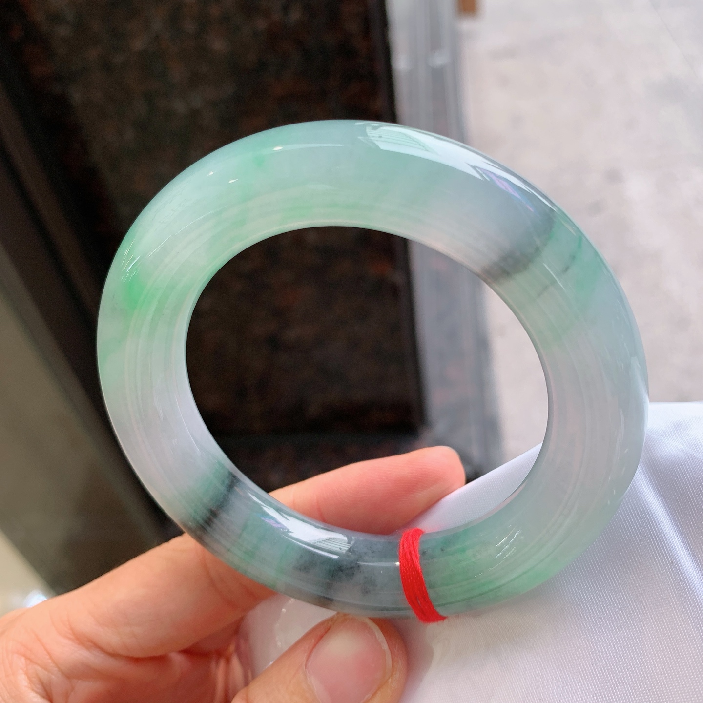 圆条冰种飘花，无裂，尺寸：55.4/13.3/13.2，版型好