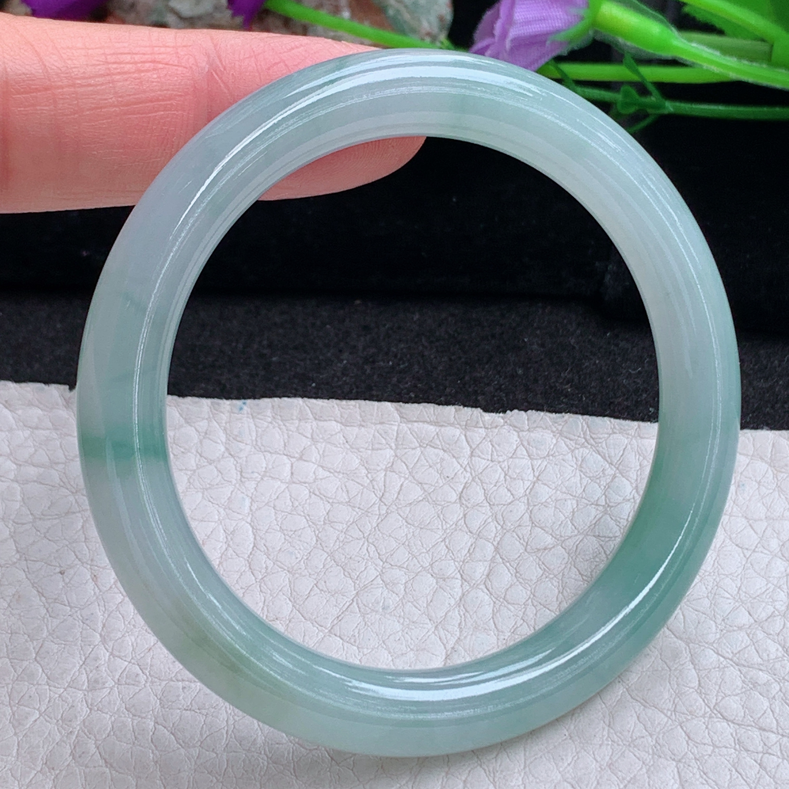 n小圈口51.5*8美人镯 天然缅甸翡翠a货手镯飘花圆条正圈叮当镯