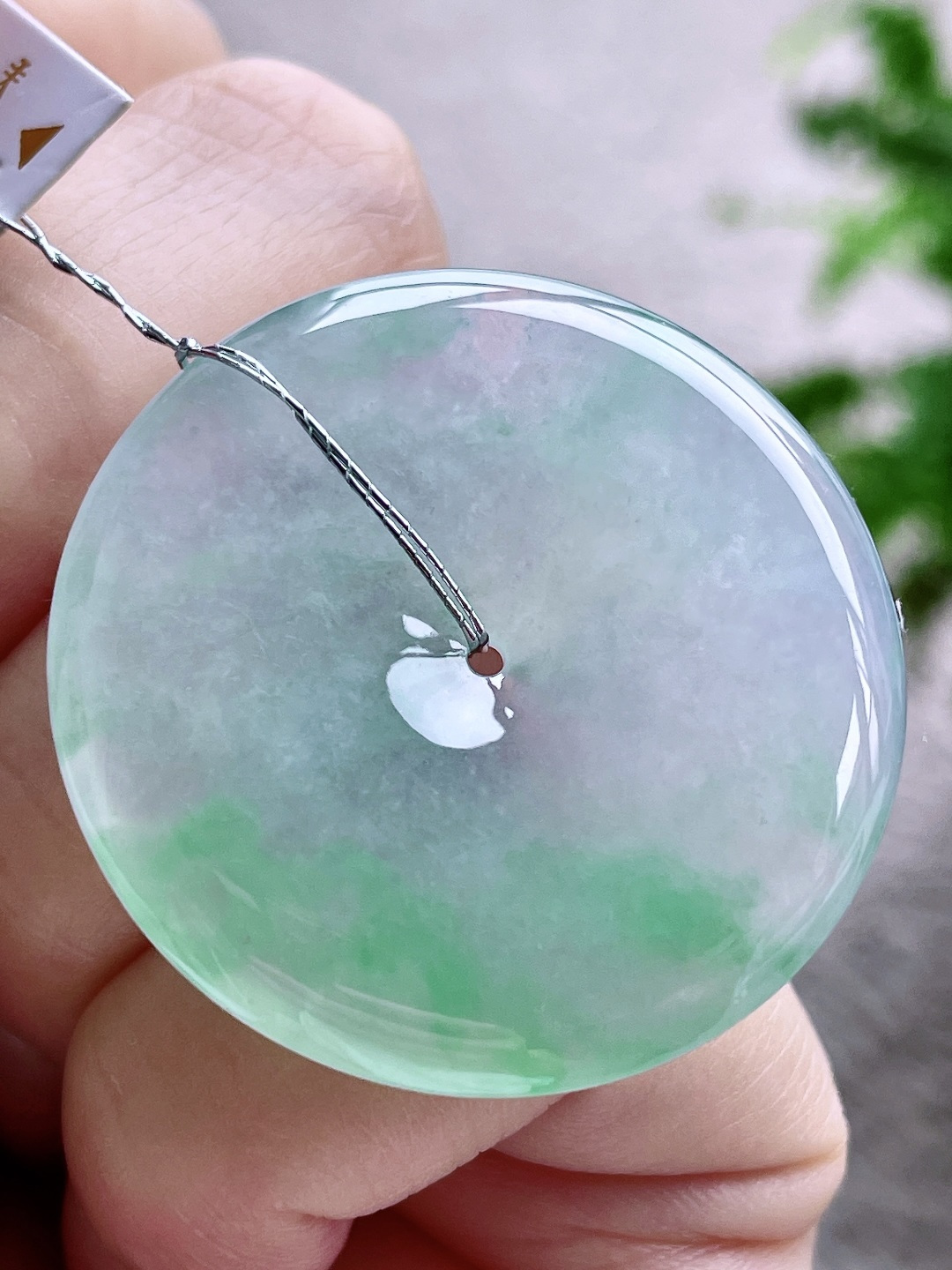 【裸石】飘花平安扣大平安扣吊坠【说明】缅甸 无裂 性比高  【尺寸】36.8-5.8【重量】17.4克