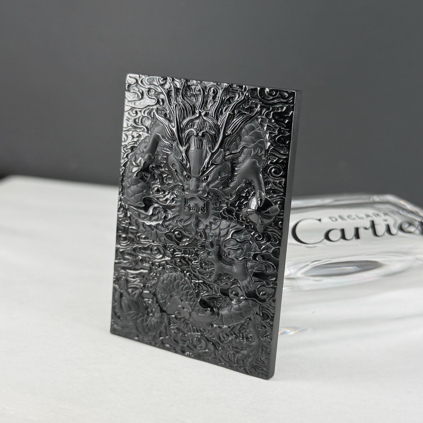 精品墨翠龙牌 种好色正 黑度极好 打灯通透 油性十足 尺寸61.2