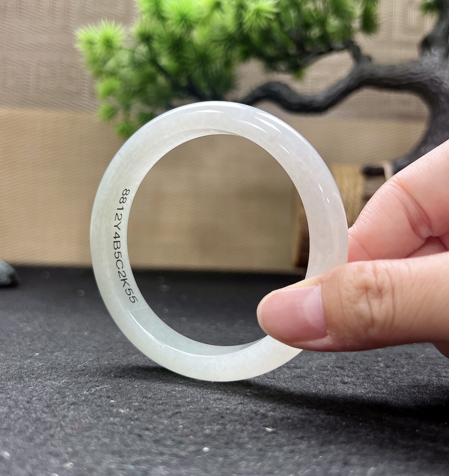 59圈口正圈白月光手镯