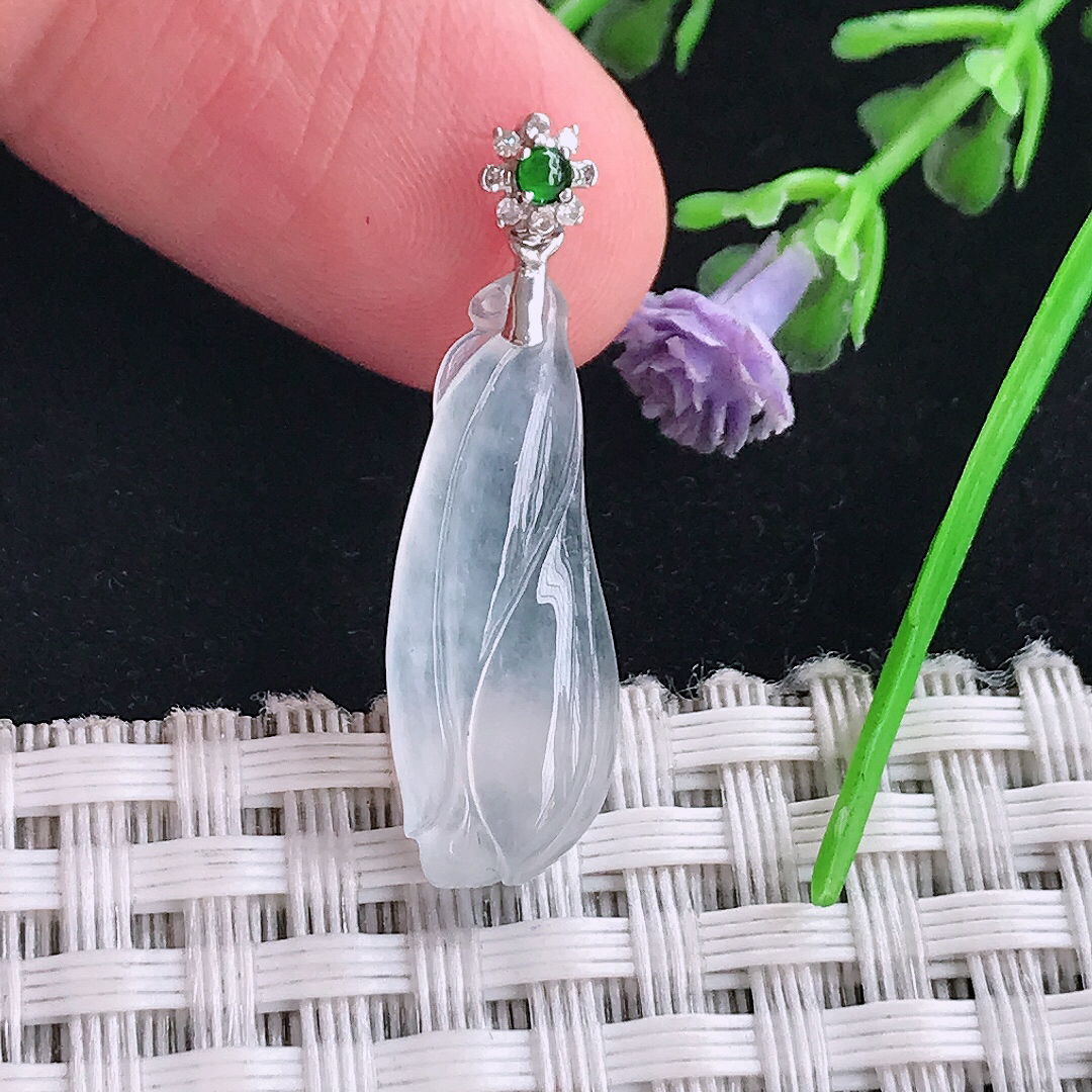 自然光22.8/8.8/4.2老坑18k金镶嵌冰种玉兰花吊坠翡翠玉坠挂件