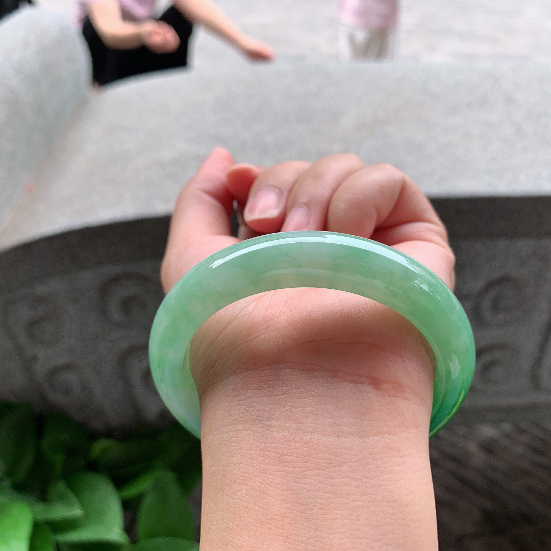 圈口 56.8-12.5-8.5【冰芙蓉绿正圈手镯】正圈56 57可戴