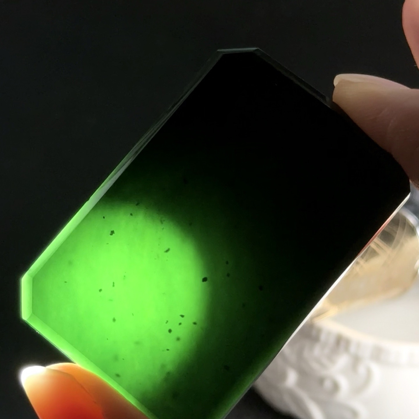 精品墨翠雪花棉墨翠无事牌 种好色正 黑度极好 打灯通透 油性十足 尺寸51.9