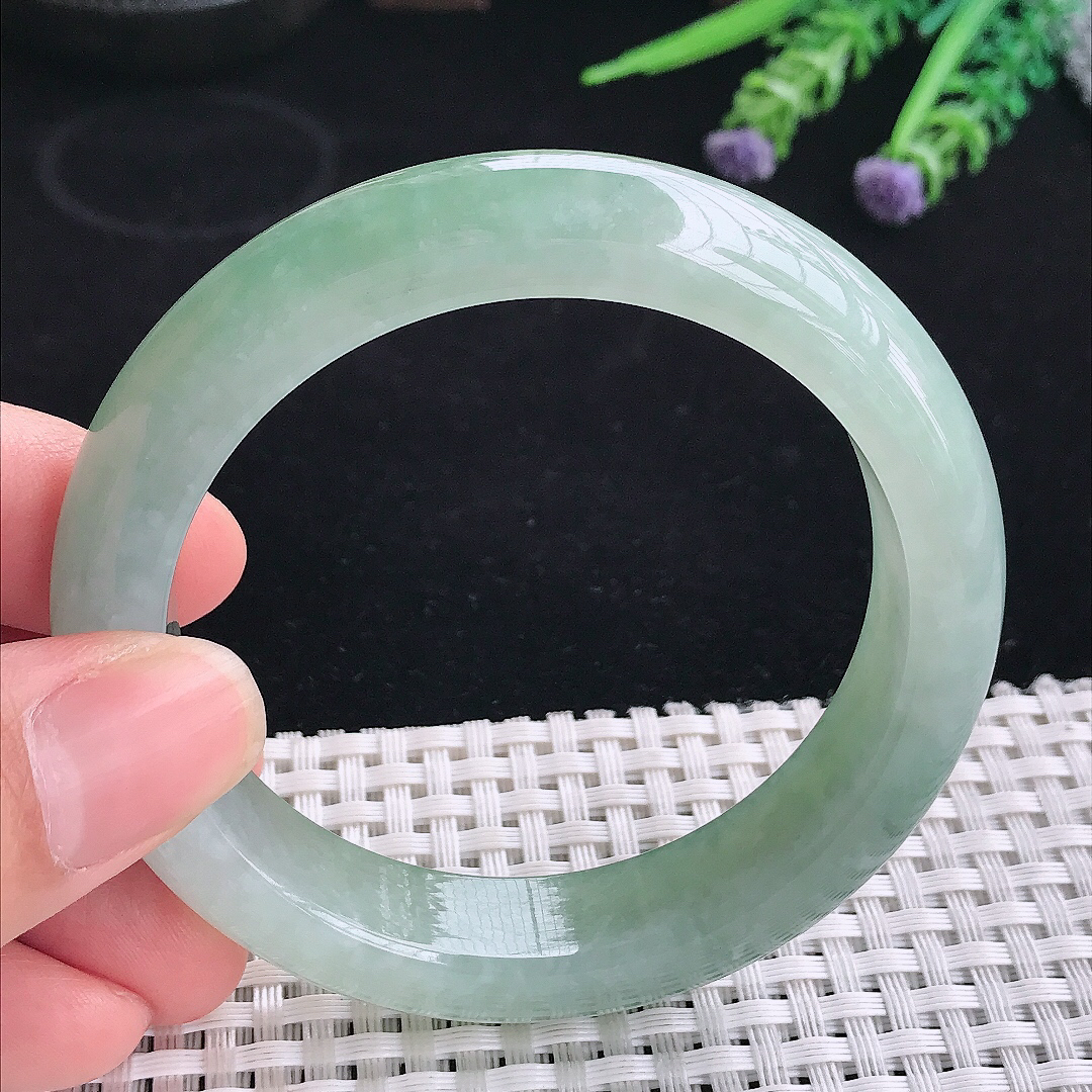 实拍A货翡翠56/13.5/9老坑冰胶冰晴绿手镯翡翠宽边玉镯平安镯