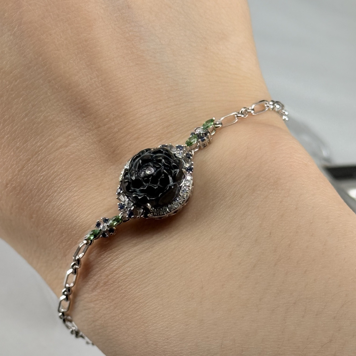 精品18k墨翠手链 种好色正 黑度极好 打灯通透 油性十足 尺寸10.8