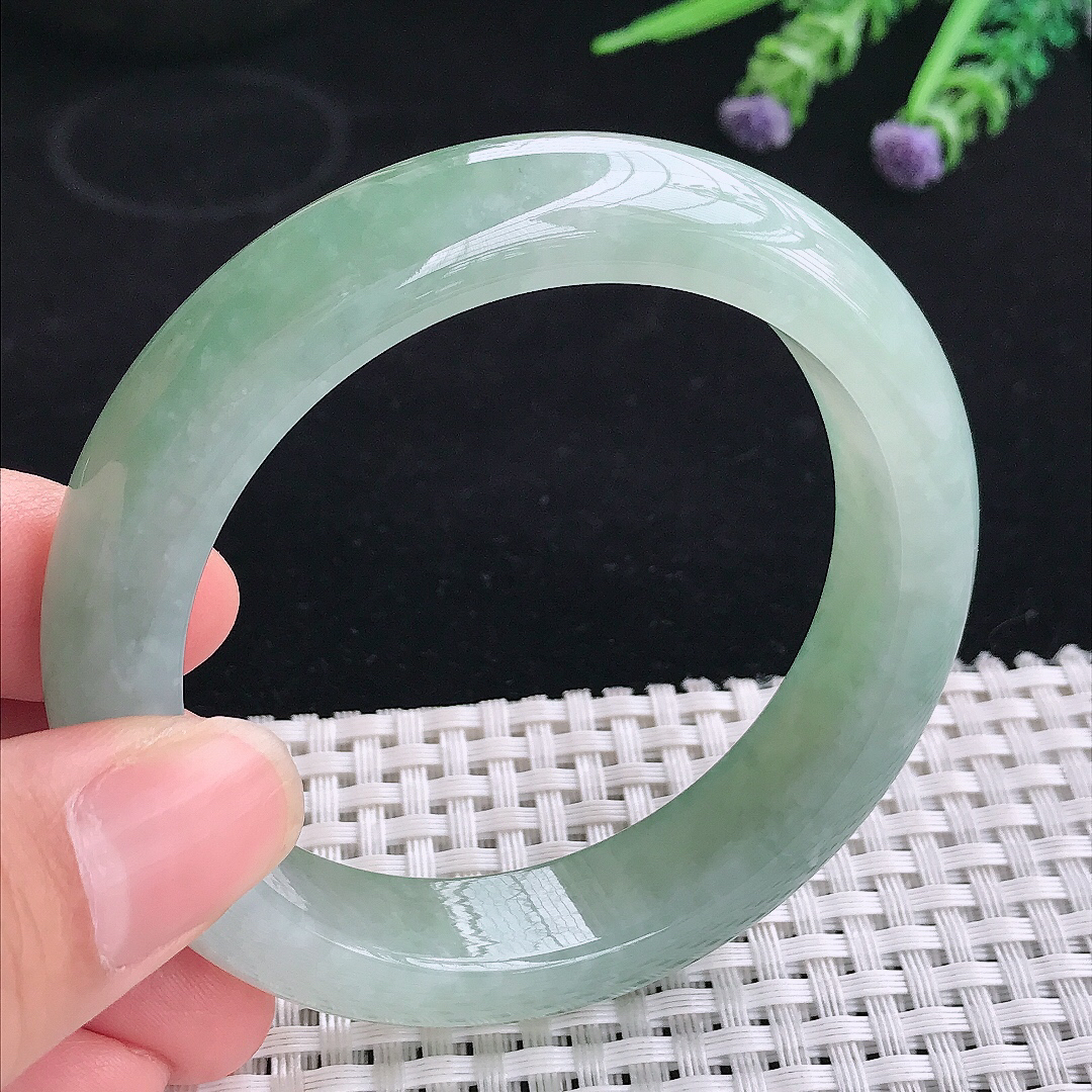 实拍A货翡翠56/13.5/9老坑冰胶冰晴绿手镯翡翠宽边玉镯平安镯