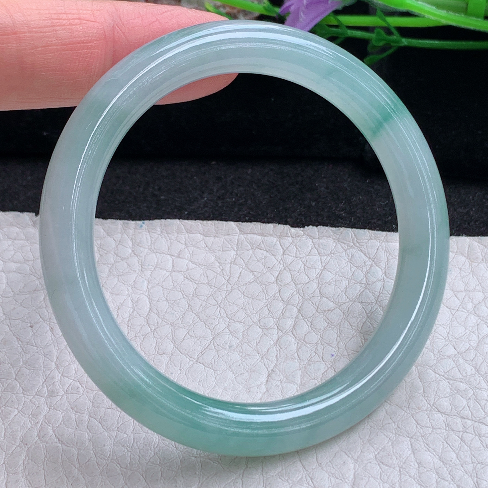 n小圈口51.5*8美人镯 天然缅甸翡翠a货手镯飘花圆条正圈叮当镯