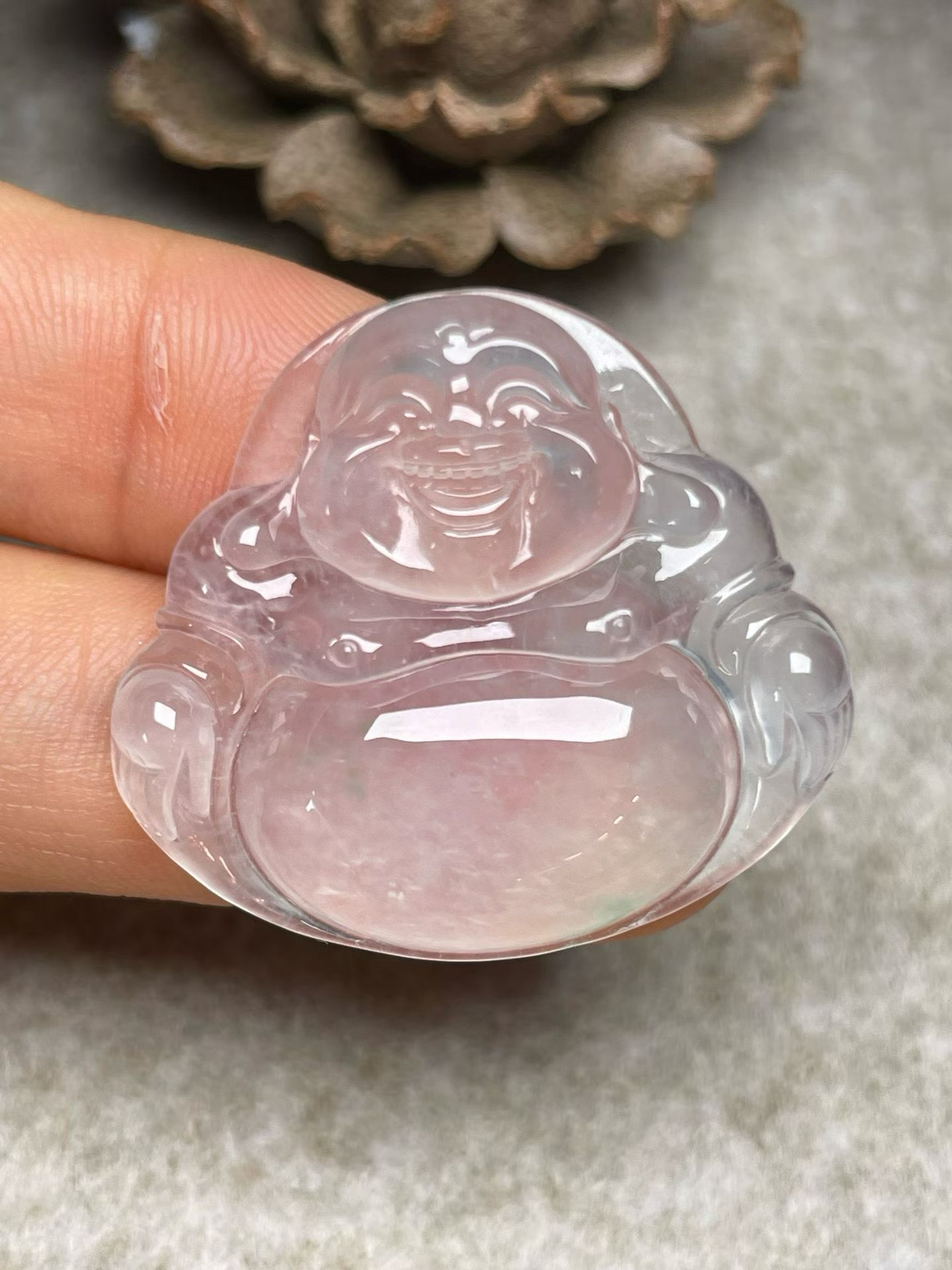 冰种飘绿【佛公】吊坠，种水好，玉质细腻 ，卖相好‘