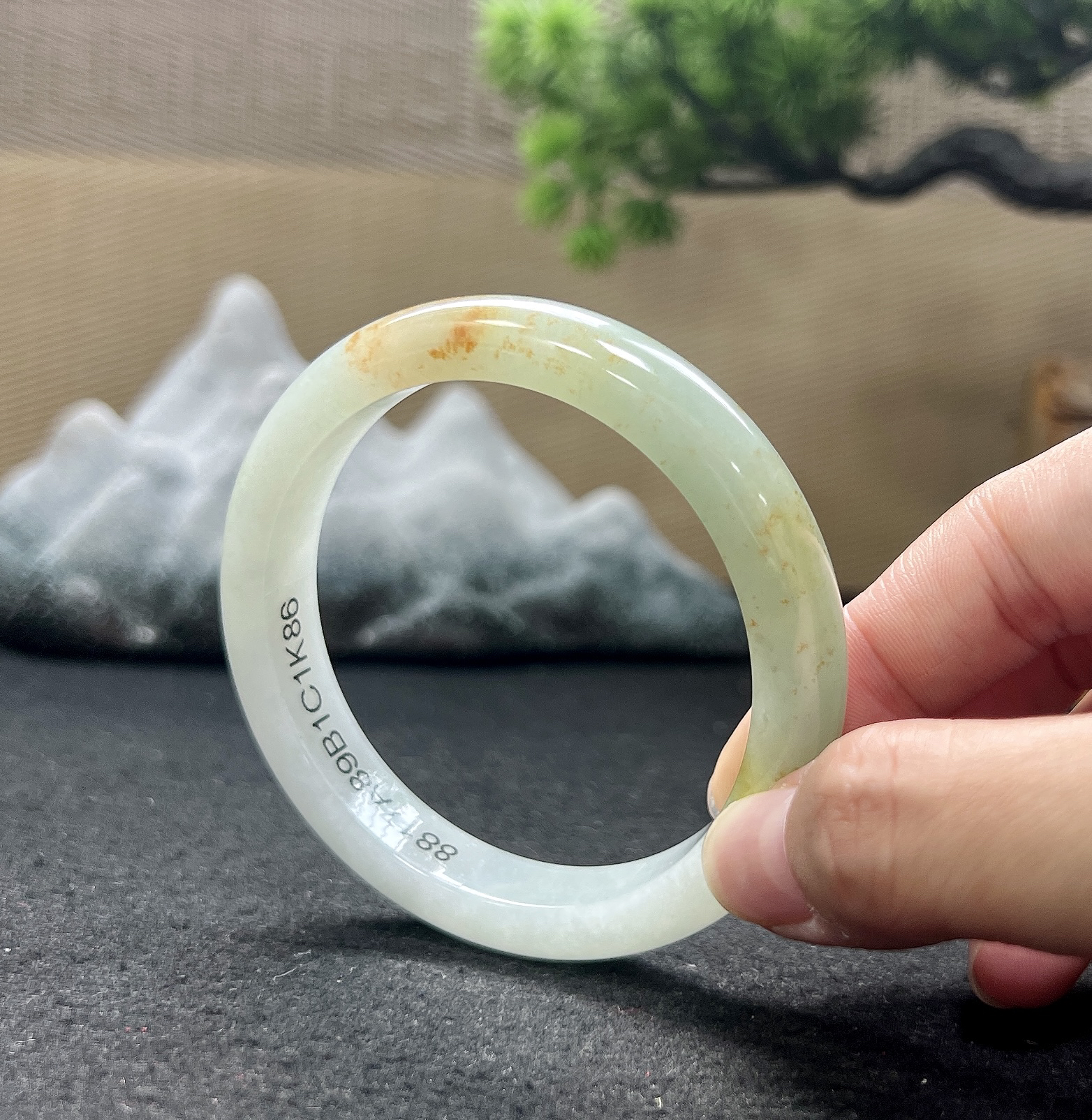 57正圈洒金黄手镯