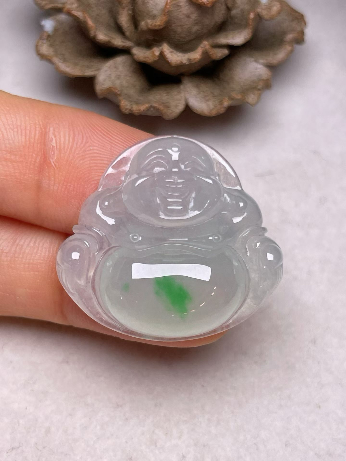 冰种飘绿【佛公】吊坠，种水好，玉质细腻 ，卖相好‘