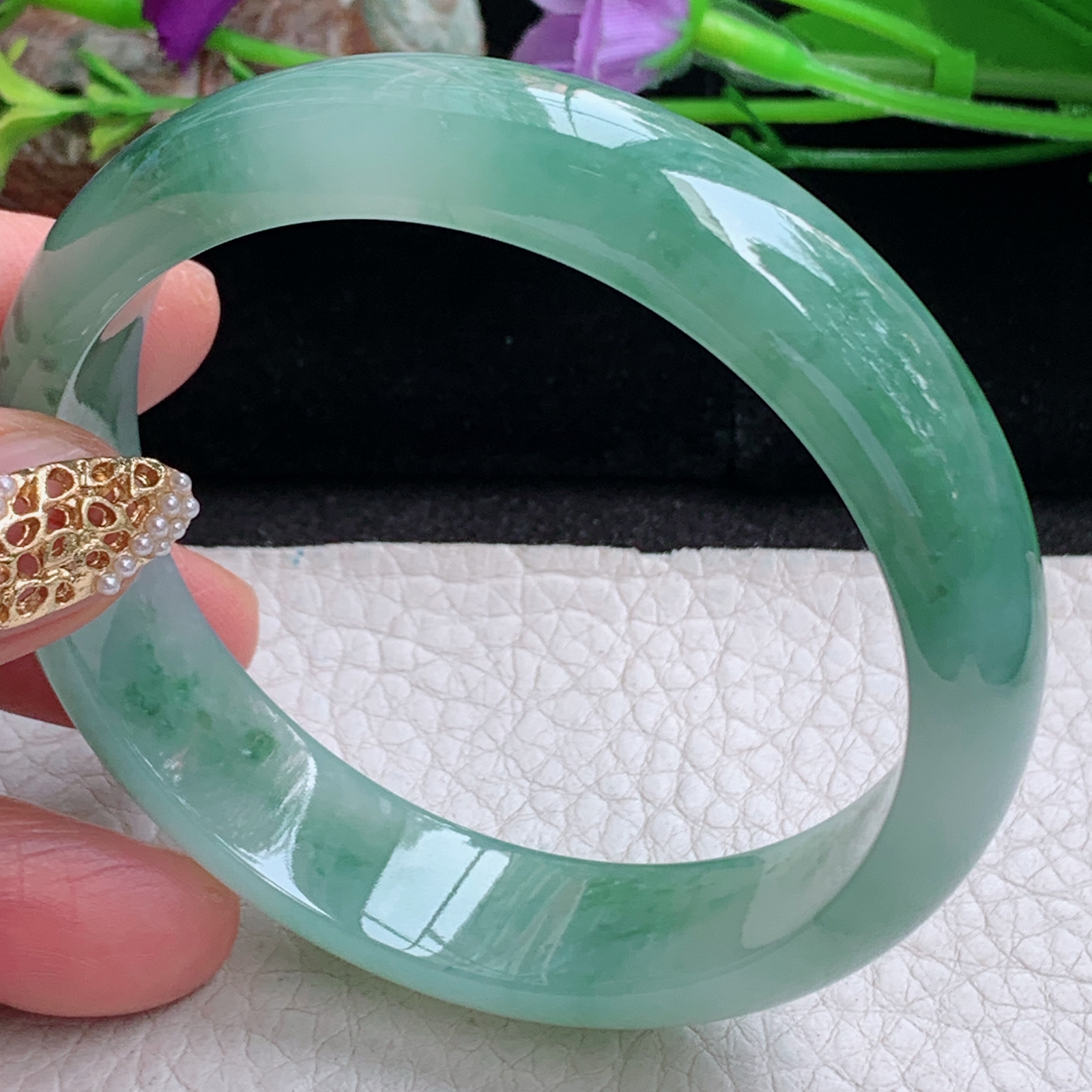 js实拍58*14.3*7平安镯 天然缅甸翡翠a货手镯冰飘花正圈玉镯子