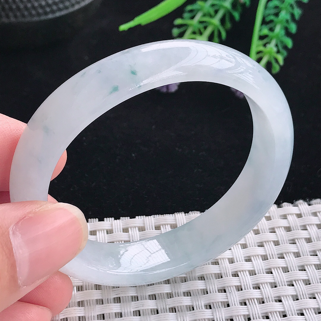 实拍A货翡翠51/44.5/13/7老坑冰润飘花贵妃手镯翡翠玉镯平安镯