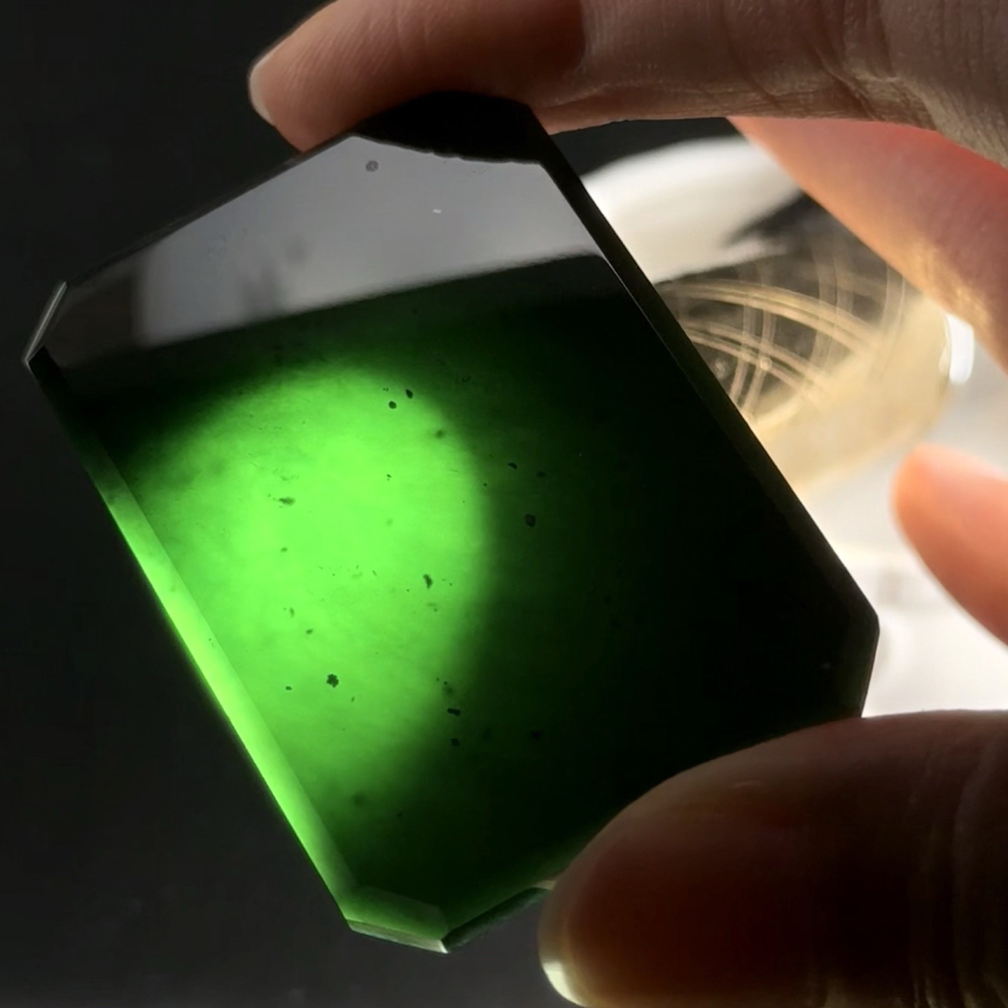 精品墨翠雪花棉墨翠无事牌 种好色正 黑度极好 打灯通透 油性十足 尺寸51.9